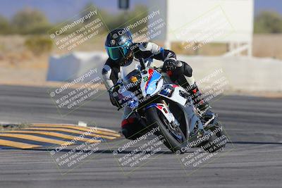 media/Dec-15-2023-Apex Assassins (Fri) [[91f19fb1c7]]/Trackday 2/Session 4 (Turn 16)/